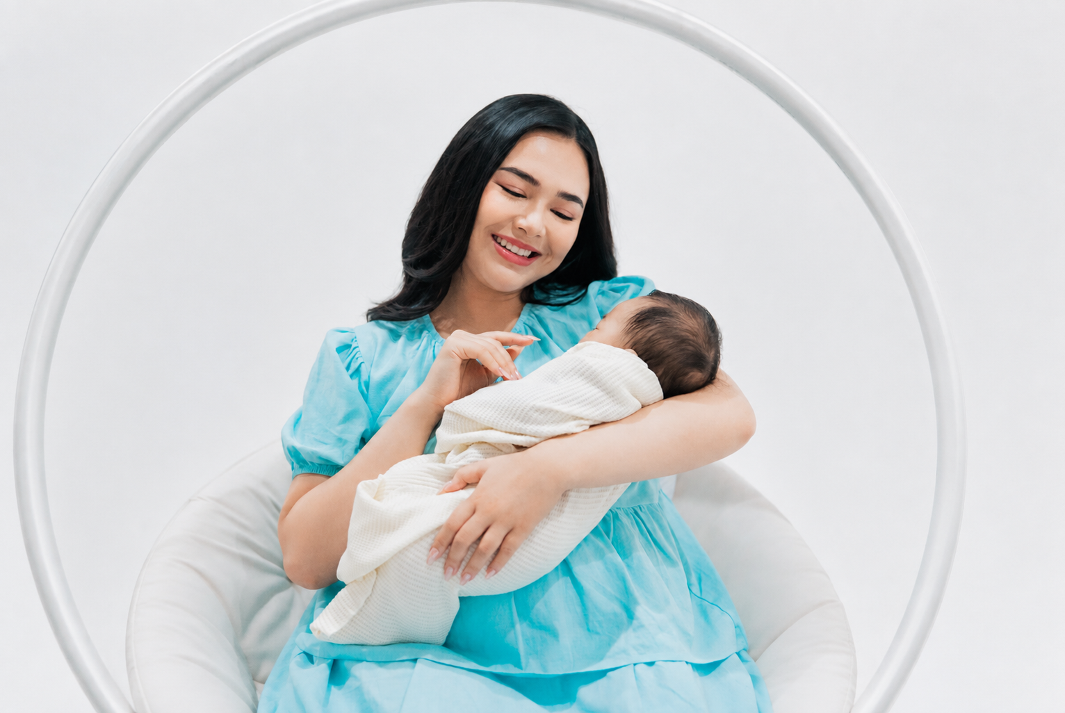Ibu Hamil Gampang Haus? Ini Penjelasan dan Tips Menjaga Hidrasinya